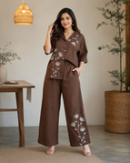 BROWN / M