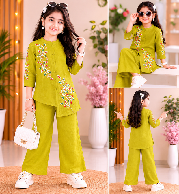 <h3>Girls Ethnic Wears</h3>
