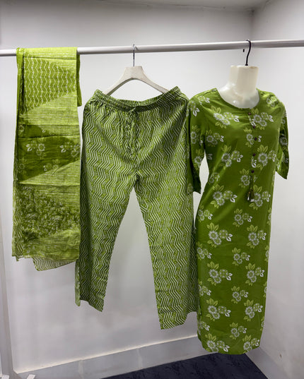 LADIES DRESS CODE-A59 He And She Women's Green Floral Printed Kurti Set with Pant & Dupatta | Stylish Ethnic Wear for Women
