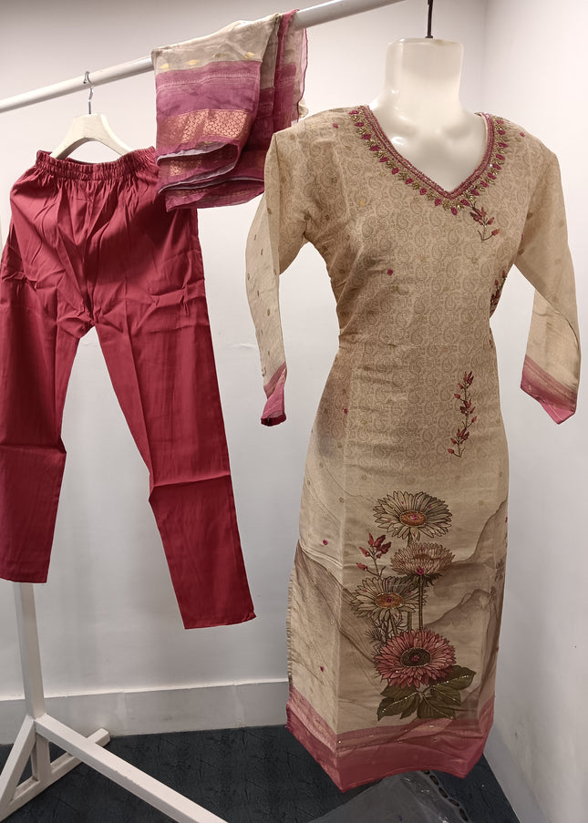 LADIES KURTI SET CODE-A180 He and She Women's Beige Floral Printed Straight Kurti Set with Straight Pants & Organza Dupatta | Elegant 3-Piece Ethnic Wear