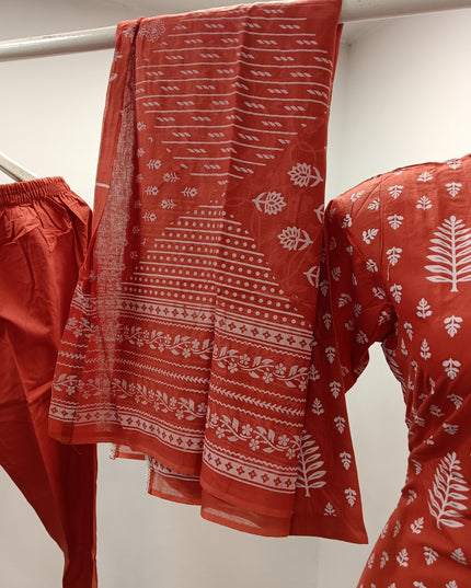 LADIES KURTI SET CODE-A170 Women's Red Printed Straight Kurti Pant Set with Dupatta | Ethnic Cotton Blend Kurta Set | He and She