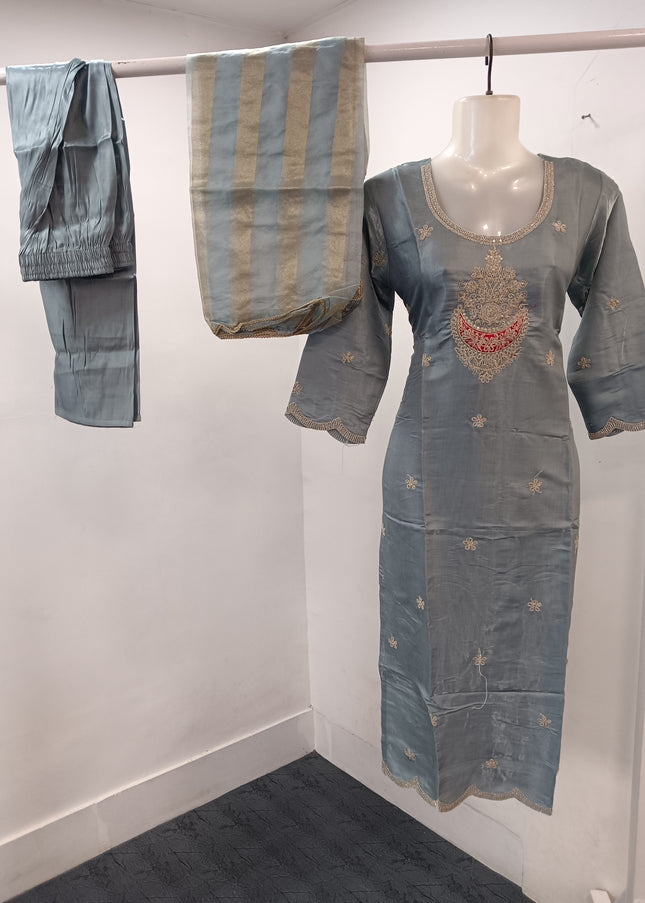 LADIES KURTI SET CODE-A234 Women’s Blue Grey Embroidered Kurta Pant Set with Striped Dupatta