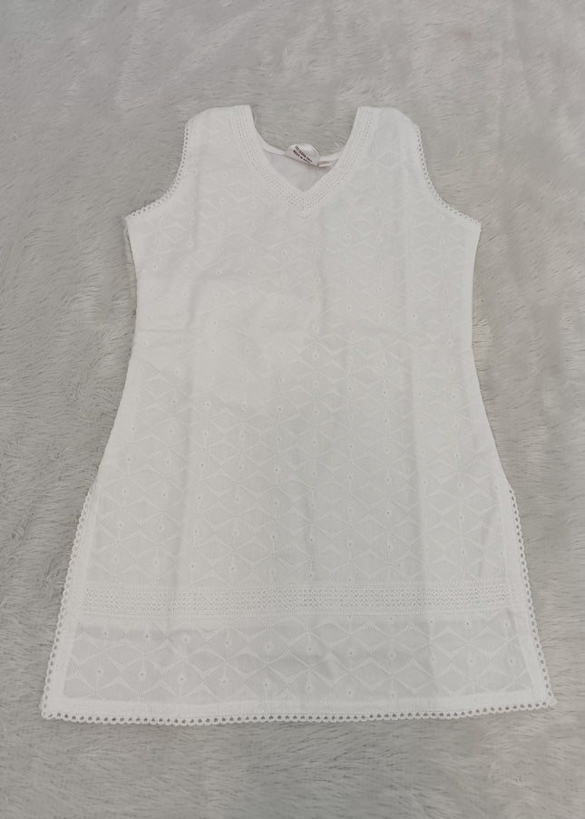 GIRLS KURTI CODE-A222 Girls White Embroidered Cotton Kurti