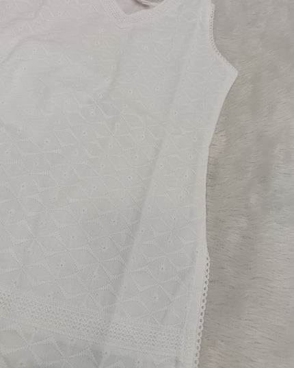 GIRLS KURTI CODE-A222 Girls White Embroidered Cotton Kurti