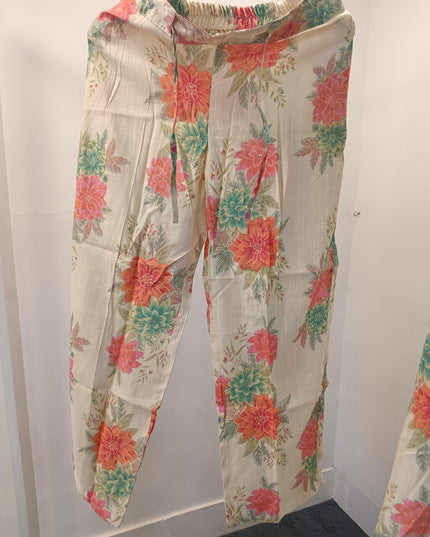 LADIES KURTI SET CODE-A247 Women’s Floral Printed Kurta Pant Set – Red & Green