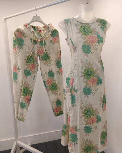 LADIES KURTI SET CODE-A247 Women’s Floral Printed Kurta Pant Set – Red & Green