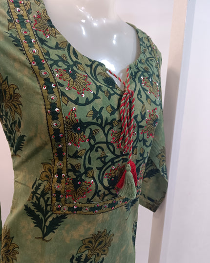 LADIES KURTI SET CODE-A262 Women’s Printed Kurta Pant Set with Dupatta – Ethnic Floral 3-Piece Suit