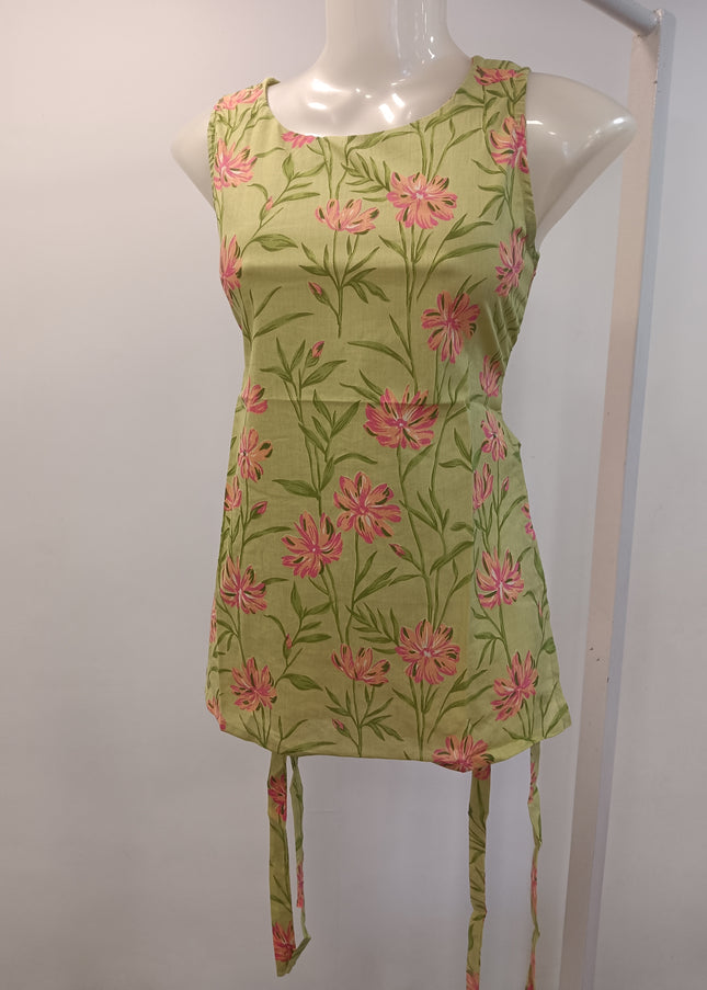 LADIES TWINIC CODE-A258 Women’s Green Floral Printed Sleeveless Short Kurti