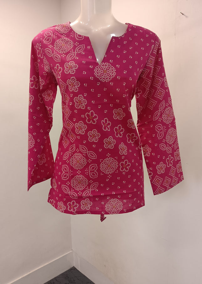 LADIES TWINIC CODE-A257 Women’s Pink Printed Short Kurti | Stylish Casual Ethnic Kurti