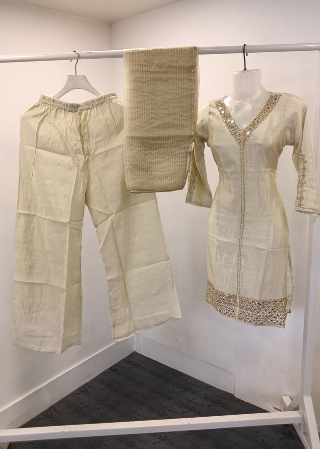 LADIES KURTI SET CODE-A287 Women’s Embroidered Ivory Kurta Pant Set with Dupatta | Festive Ethnic Suit Set