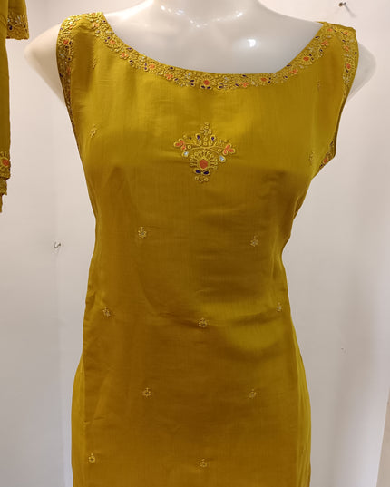 L.DRESS A474 Women’s Embroidered Kurti Set with Dupatta