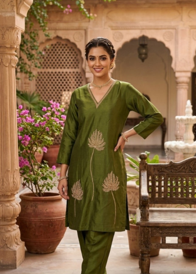He & She Women’s Olive Green Kurti Pant Set – Elegant Embroidered Ethnic Wear